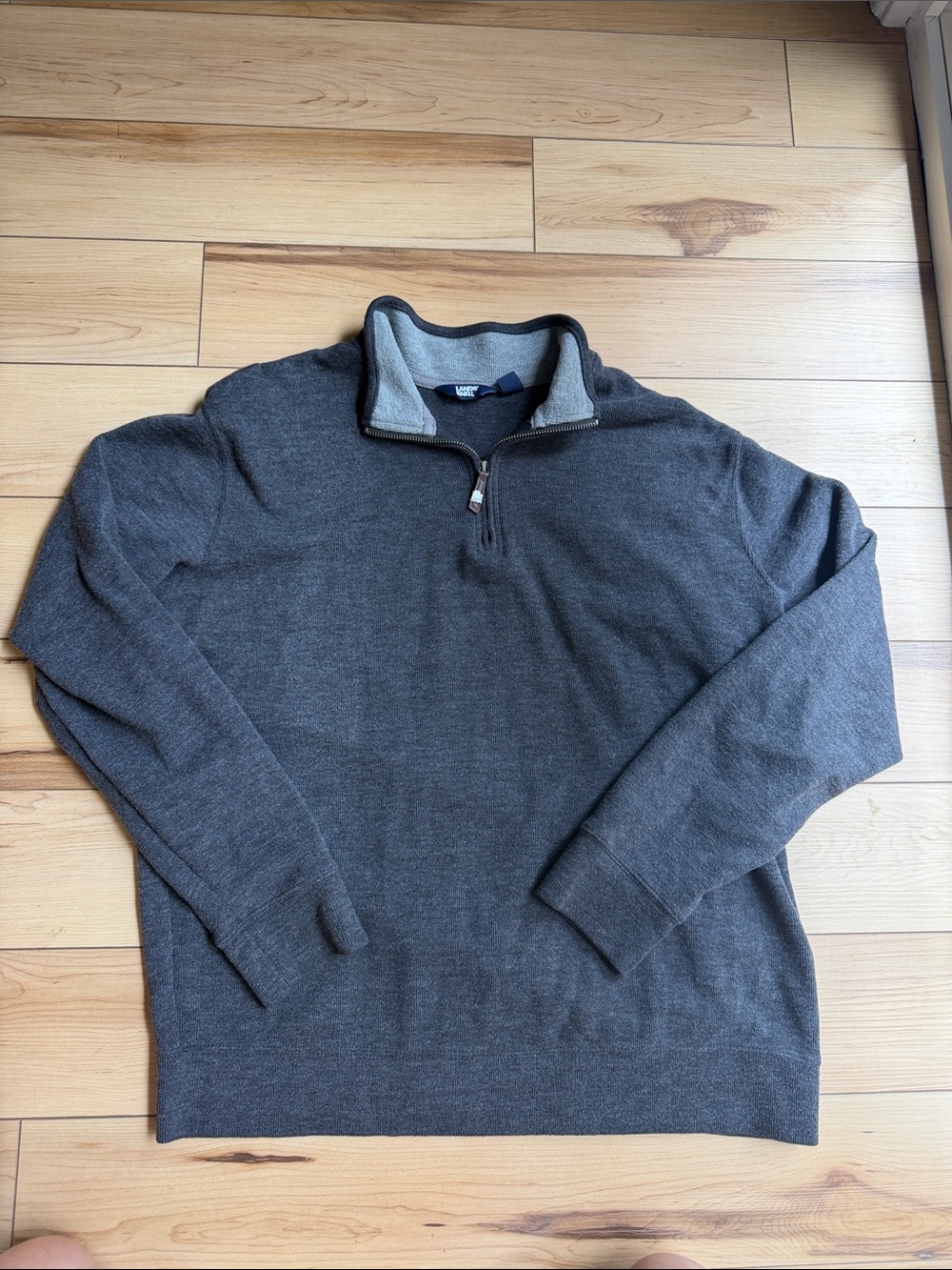 NWOT Men’s Lands’ End Grey Quarter Zip Size XL